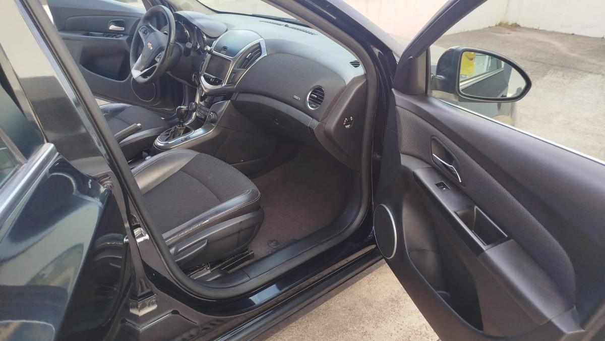chevrolet-cruze-1-7-td-vcdi-awd-2013-diesel-1686cc