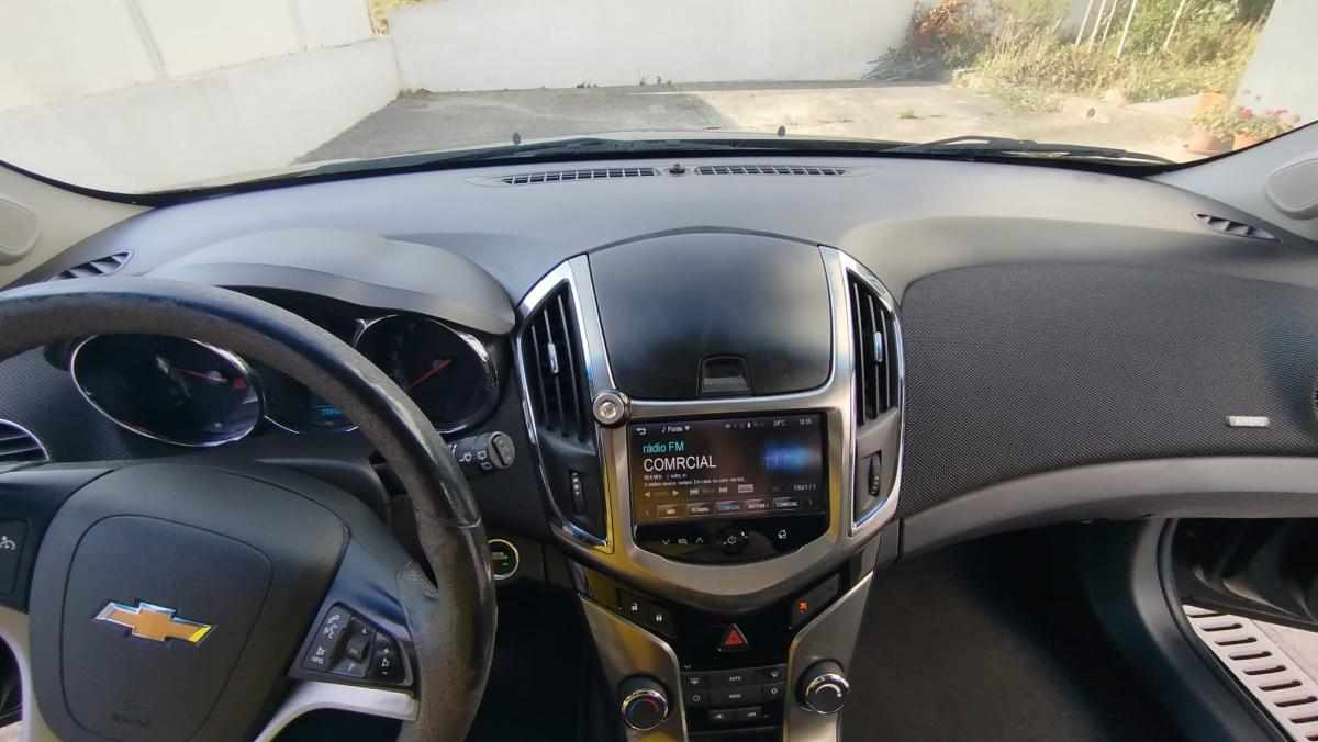 chevrolet-cruze-1-7-td-vcdi-awd-2013-diesel-1686cc