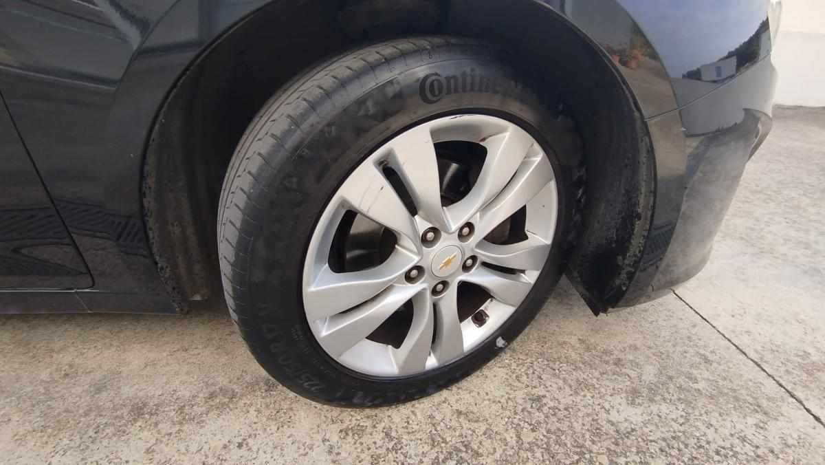 chevrolet-cruze-1-7-td-vcdi-awd-2013-diesel-1686cc