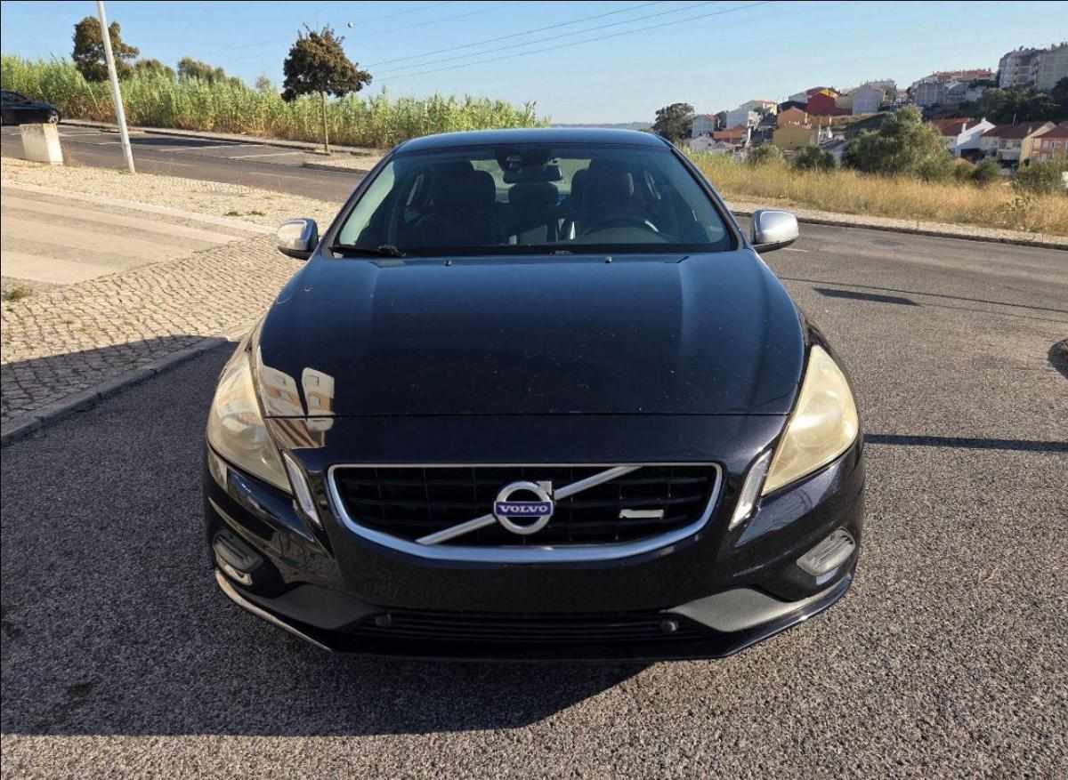 volvo-s60-2-0-d4-2013-diesel-1984cc