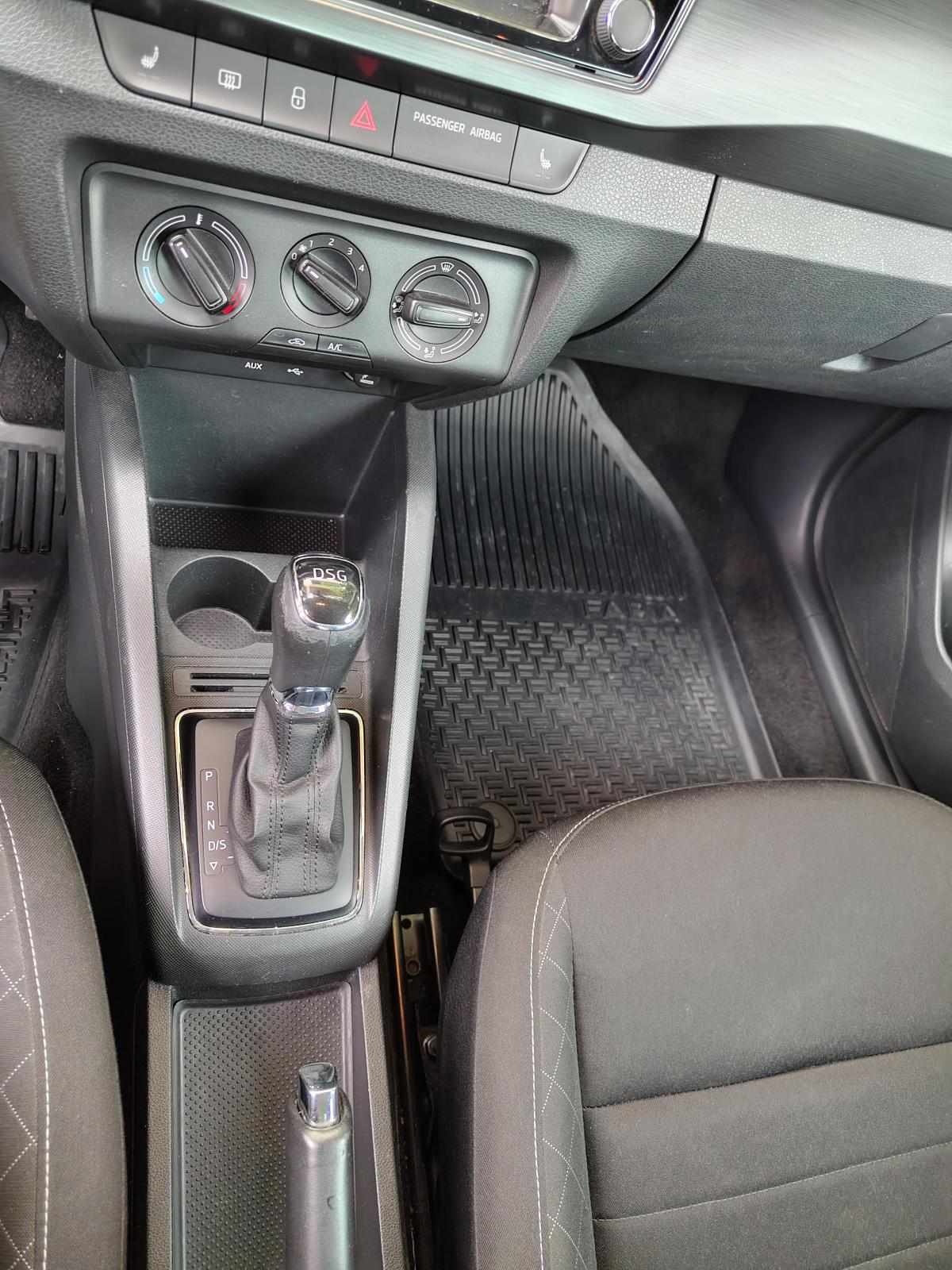 skoda-fabia-1-2-tsi-2015-gasolina-1197cc