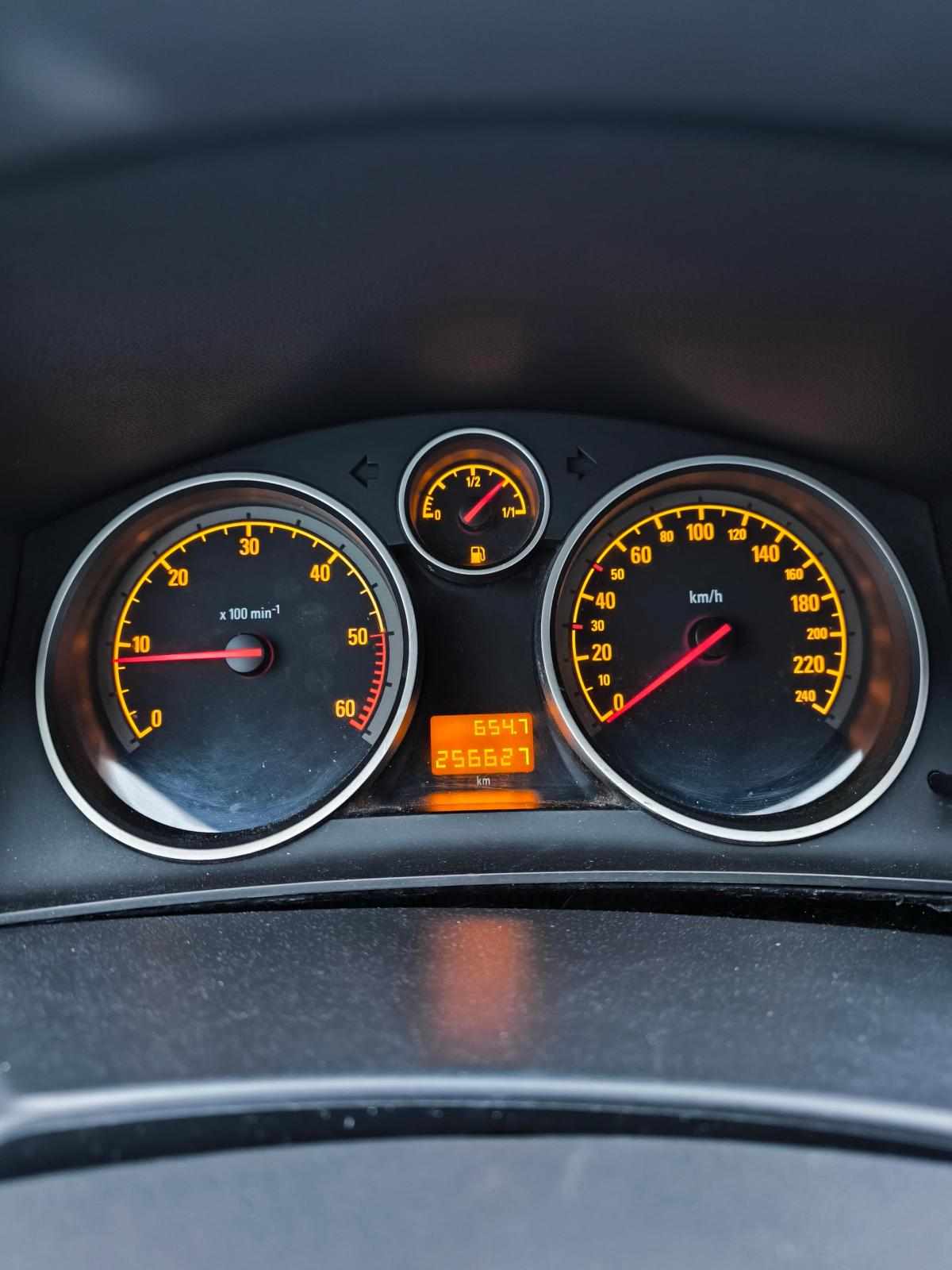 opel-astra-1-3-cdti-2006-diesel-1248cc