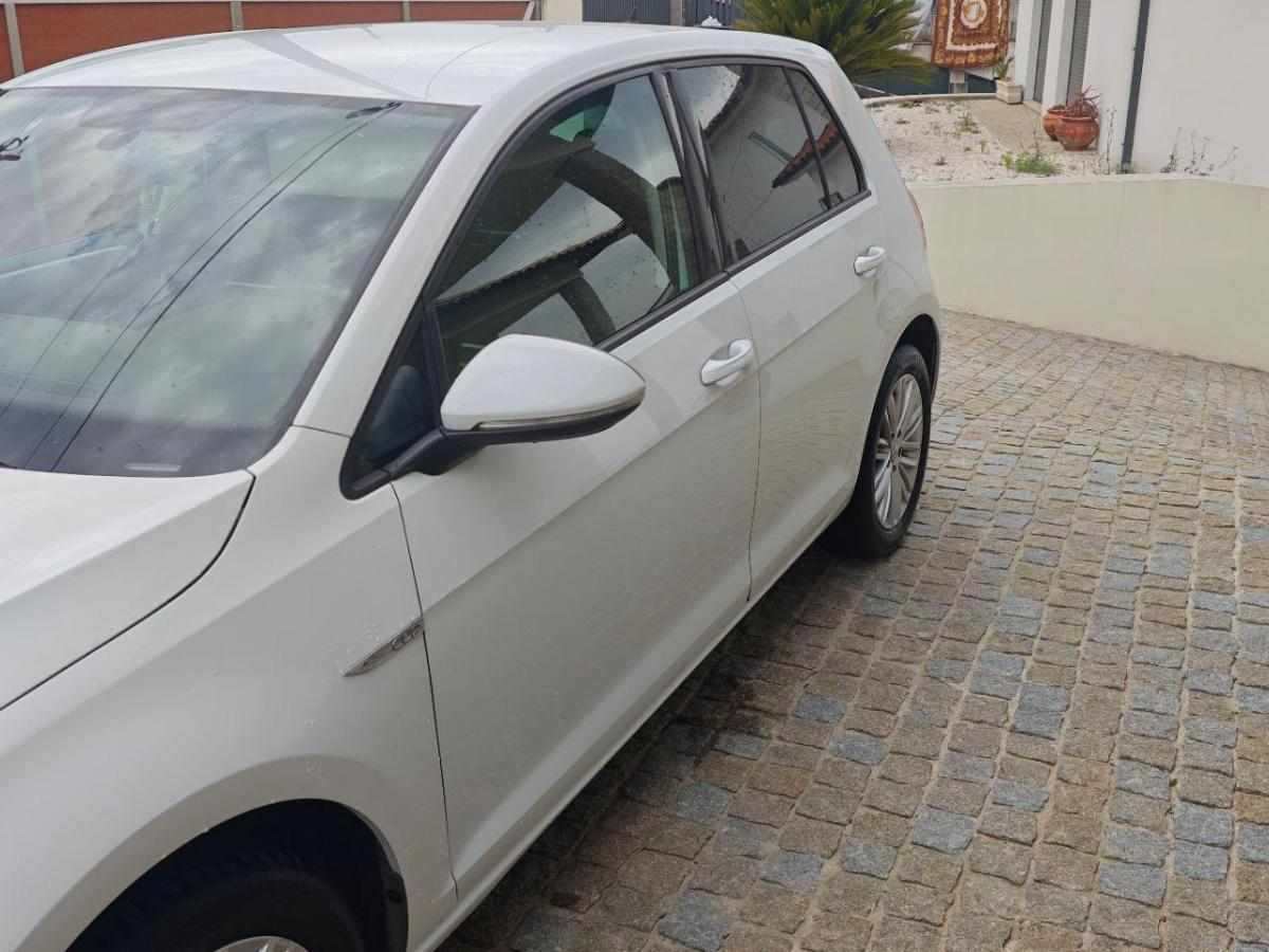 volkswagen-golf-1-6-tdi-bluemotion-2015-diesel-1598cc