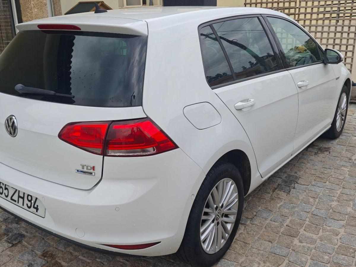 volkswagen-golf-1-6-tdi-bluemotion-2015-diesel-1598cc
