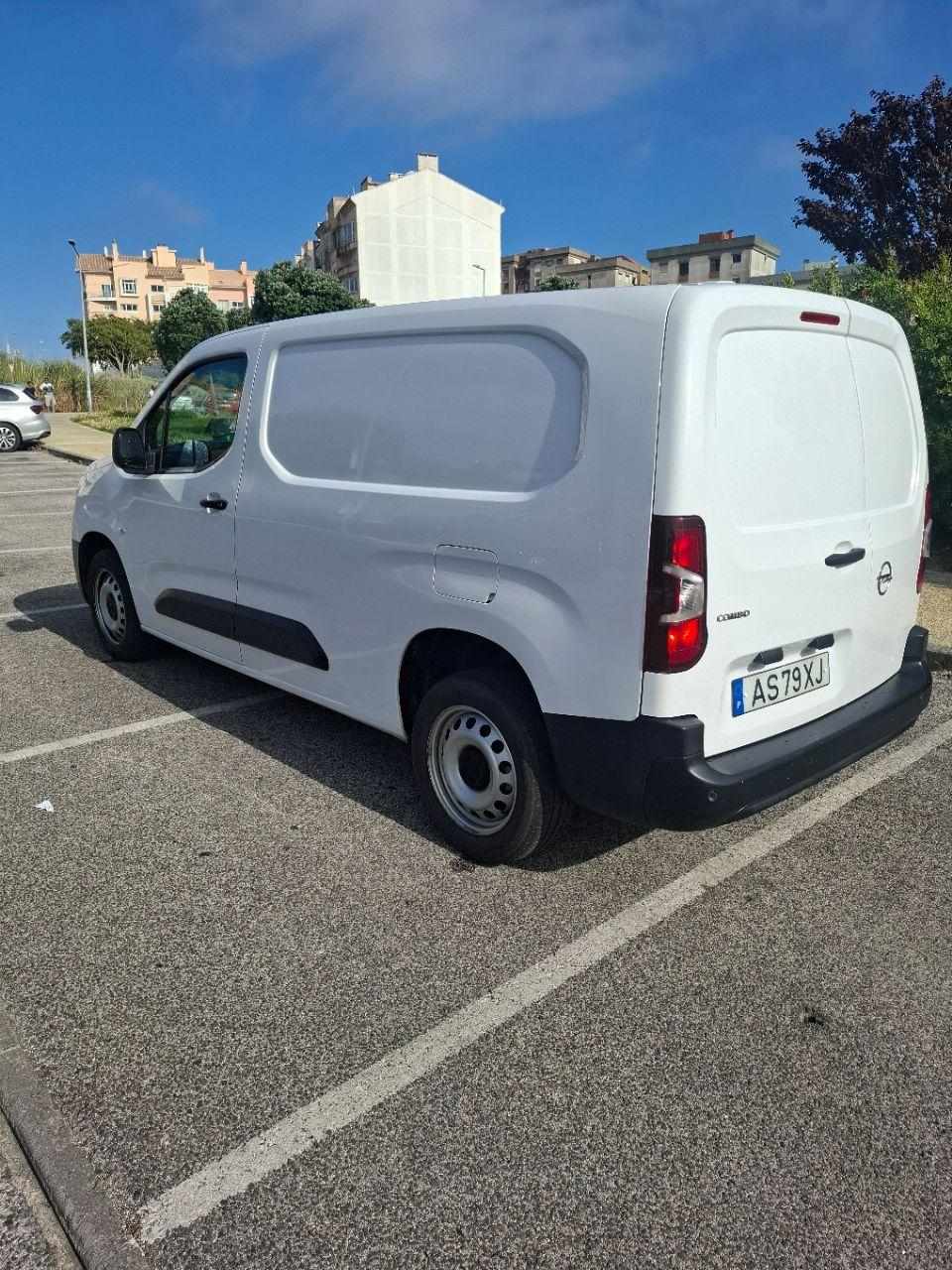 opel-combo-1-5-bluehdi-l2-2022-diesel-1499cc