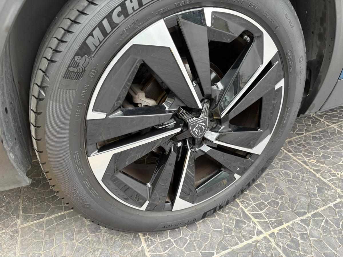 peugeot-408-1-2-puretech-2023-gasolina-1199cc