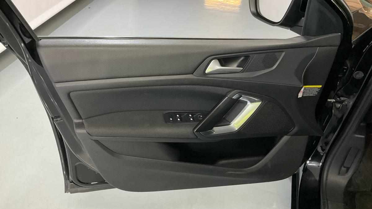 peugeot-308-1-5-bluehdi-2019-diesel-1499cc