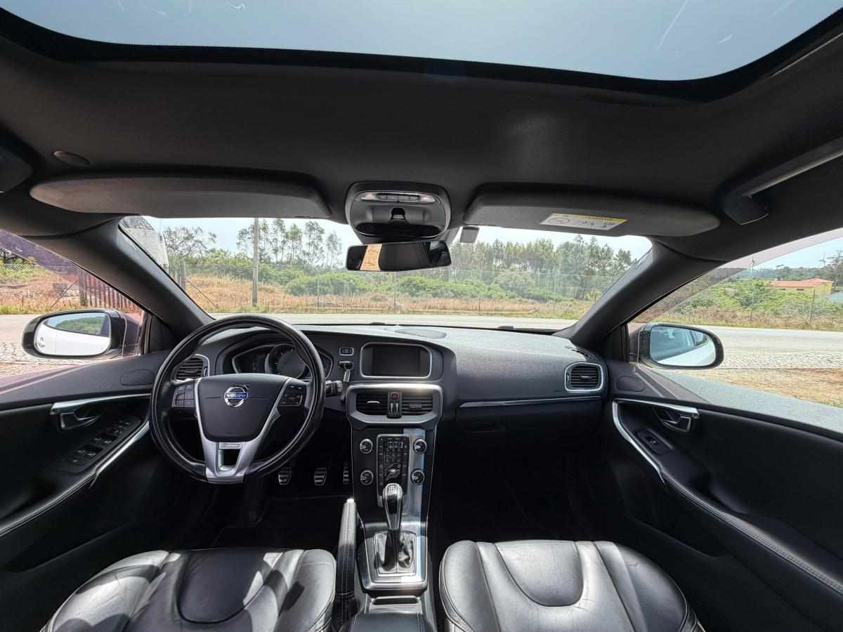 volvo-v40-2-0-d4-2014-diesel-1969cc