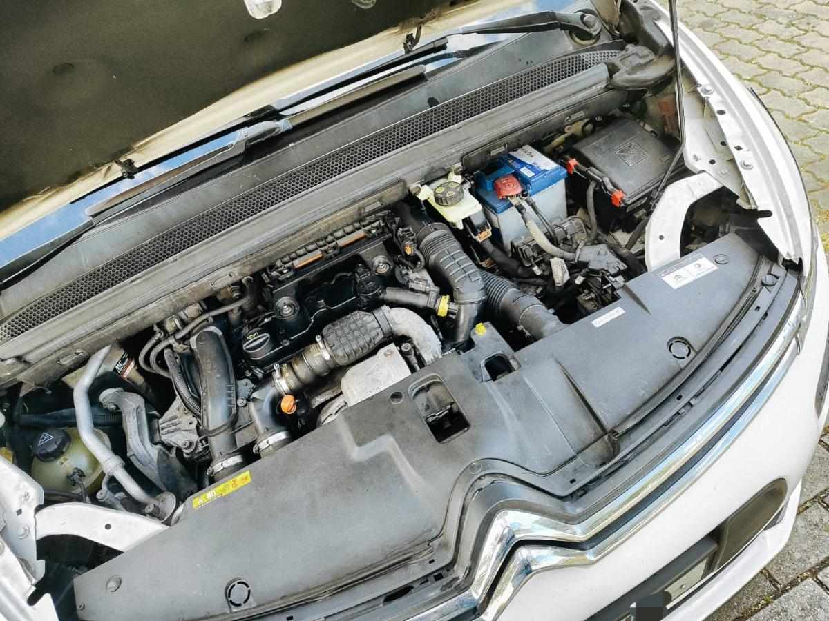 citroen-c4-picasso-1-6-bluehdi-2018-diesel-1560cc