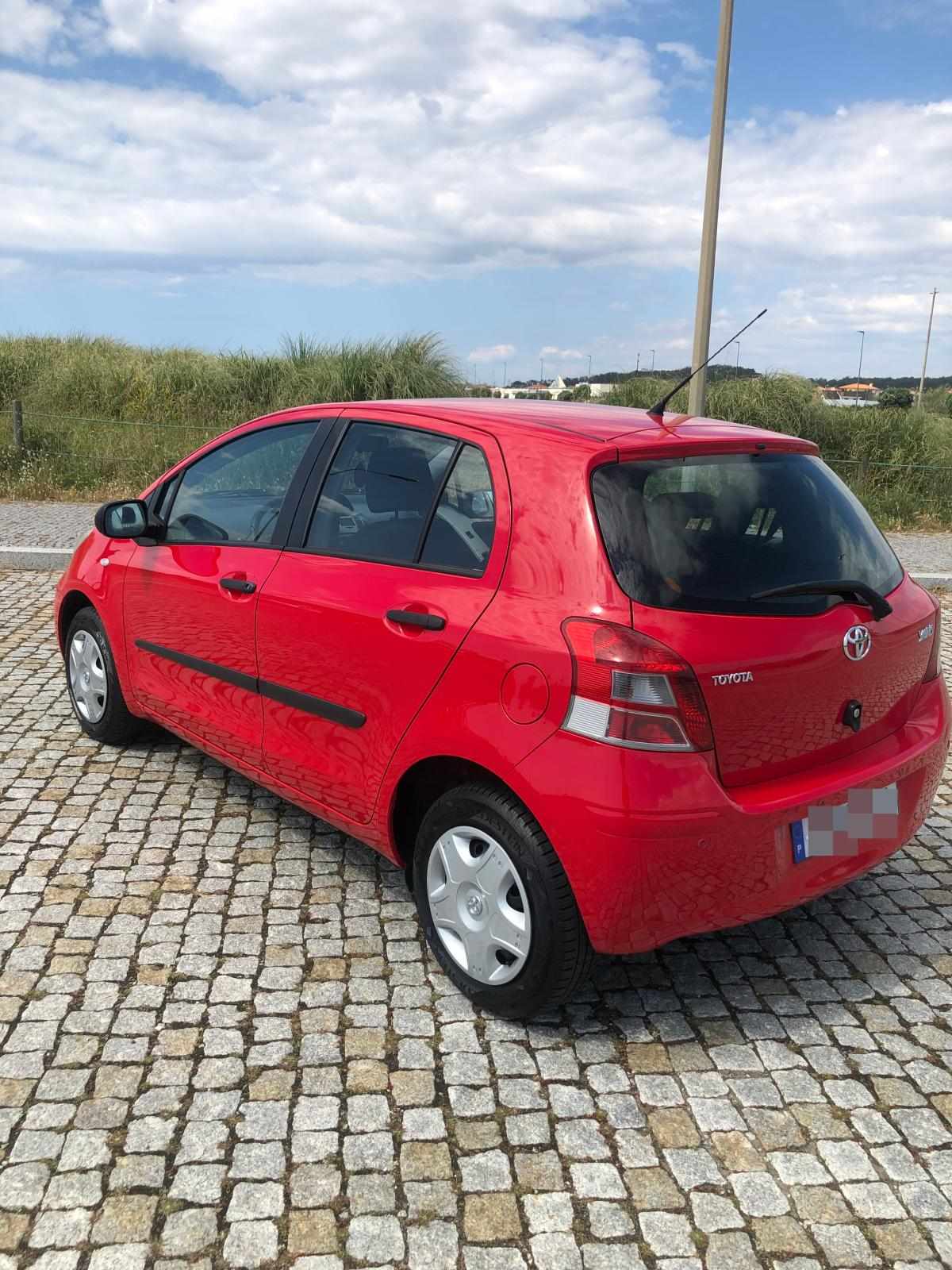 toyota-yaris-1-0-vvt-i-2011-gasolina-998cc