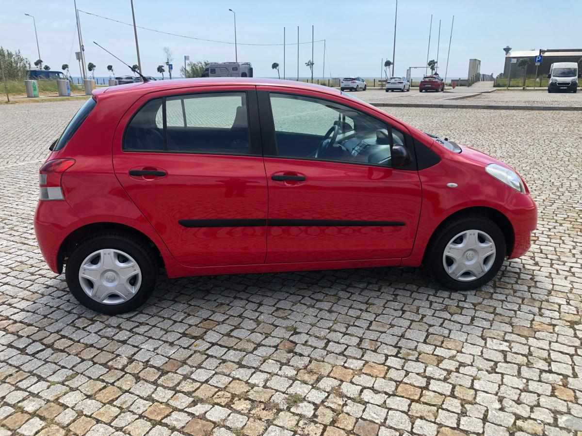 toyota-yaris-1-0-vvt-i-2011-gasolina-998cc