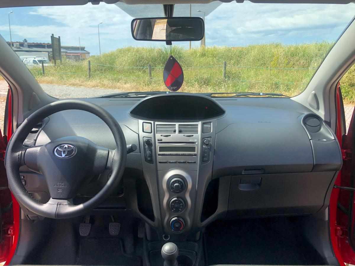 toyota-yaris-1-0-vvt-i-2011-gasolina-998cc