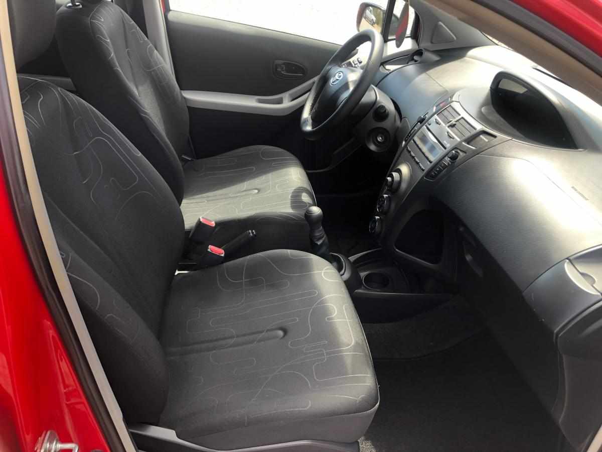 toyota-yaris-1-0-vvt-i-2011-gasolina-998cc
