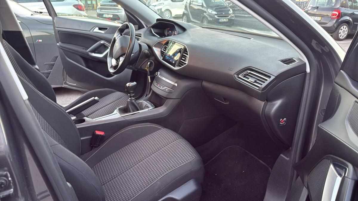 peugeot-308-sw-1-6-bluehdi-120cv-2021-diesel-1560cc