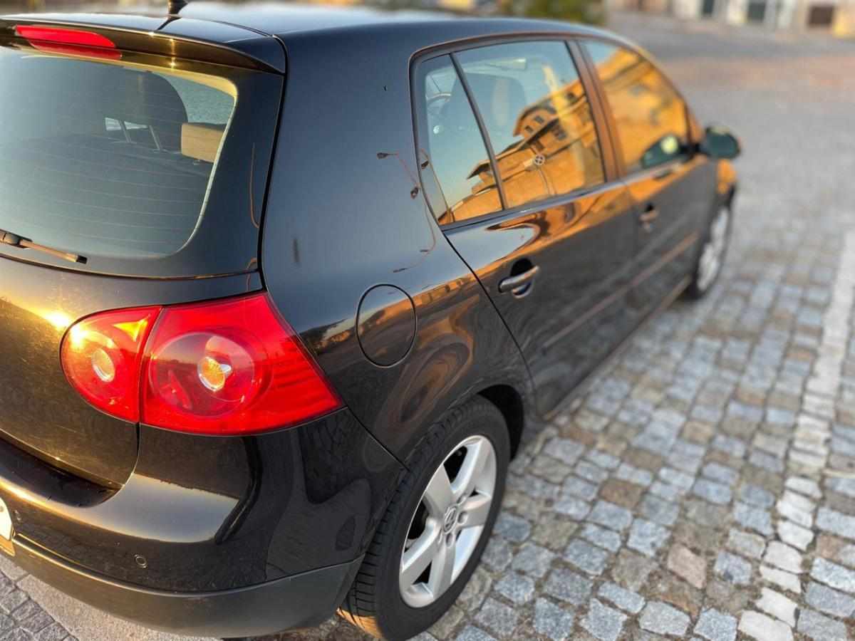 volkswagen-golf-2006-diesel-1968cc