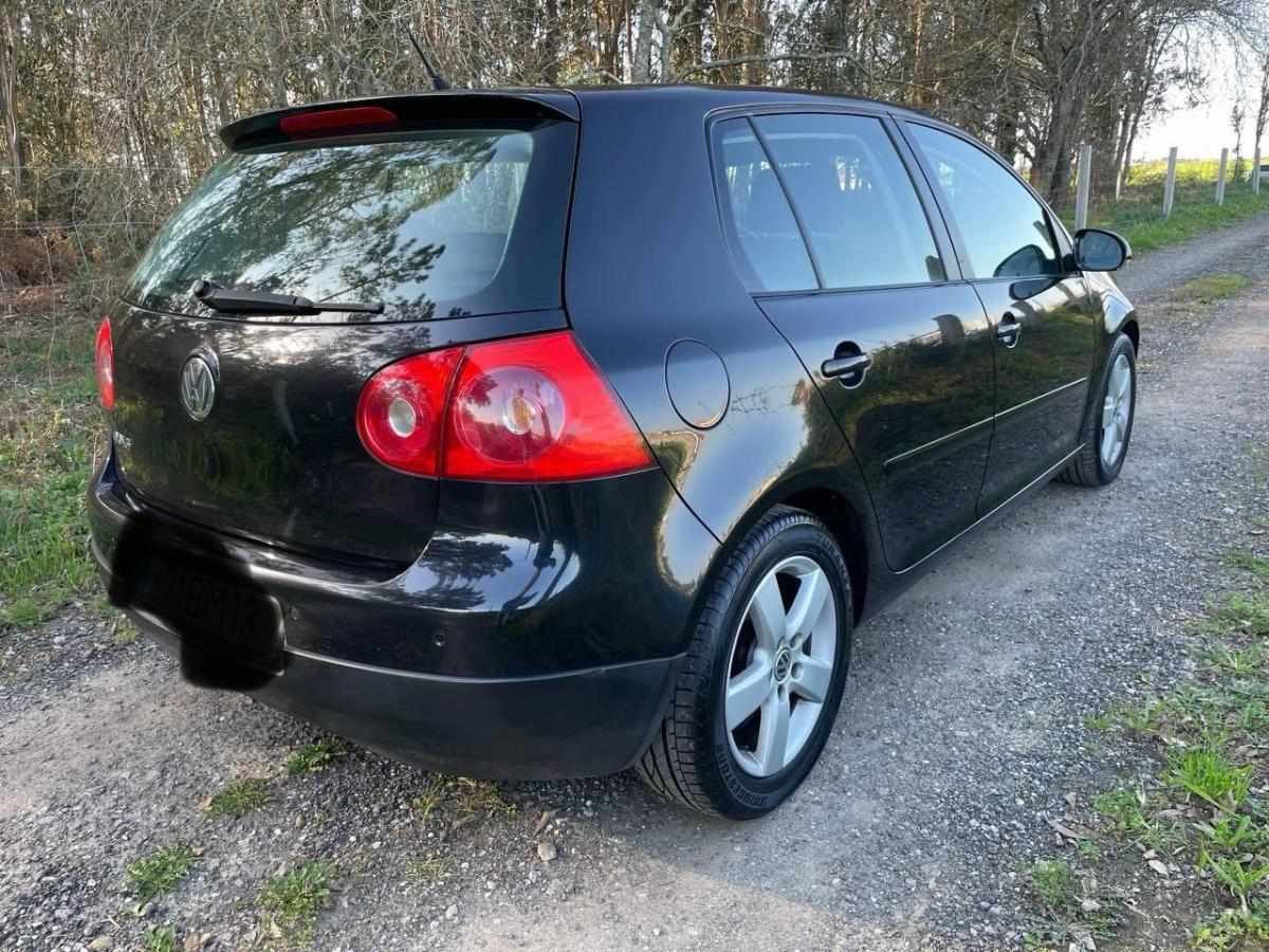 volkswagen-golf-2006-diesel-1968cc