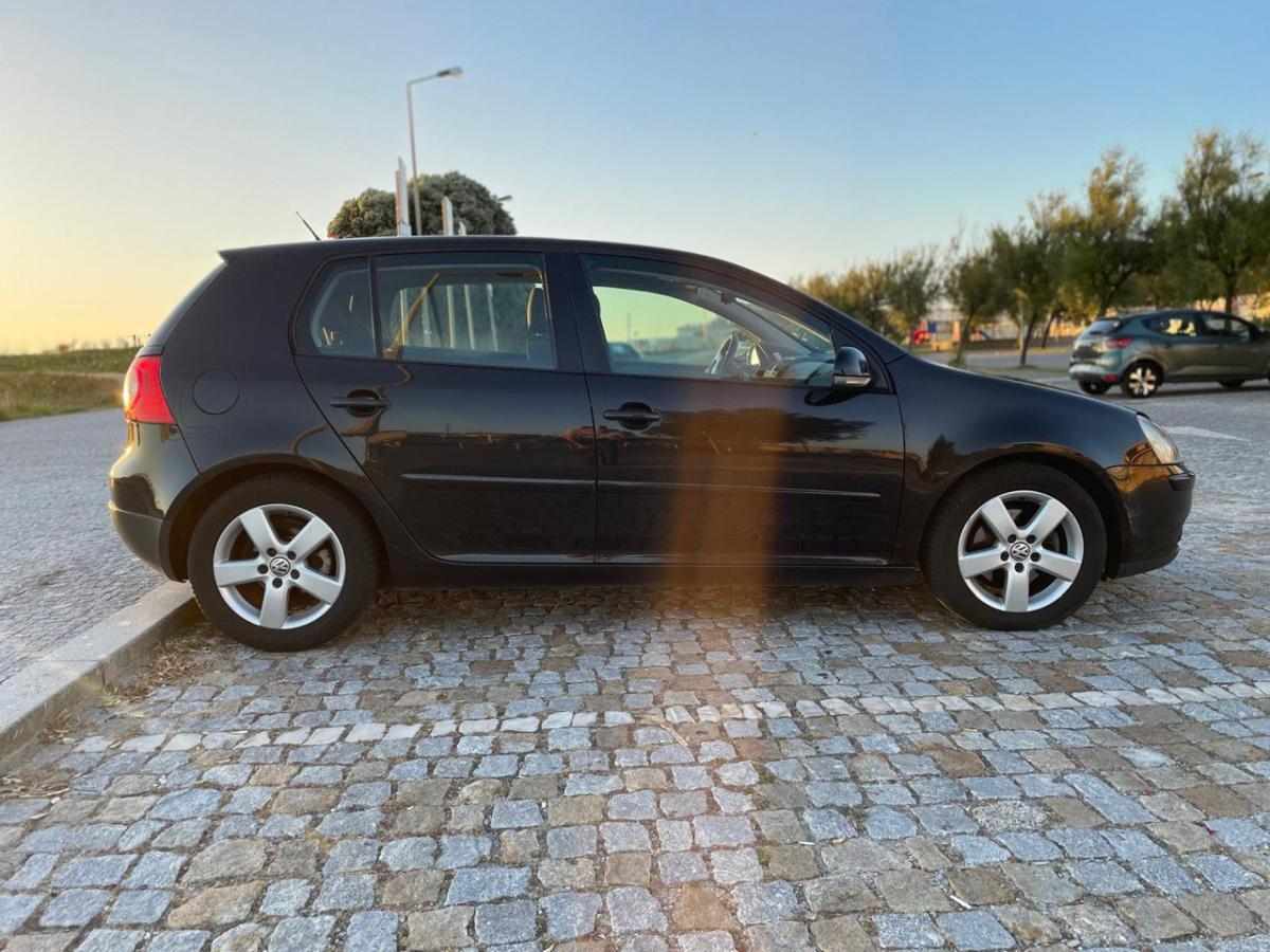 volkswagen-golf-2006-diesel-1968cc