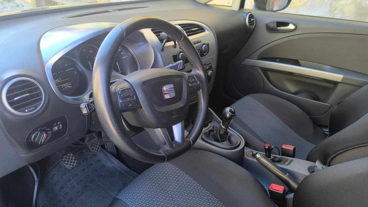 seat-leon-1-9-tdi-2009-diesel-1896cc