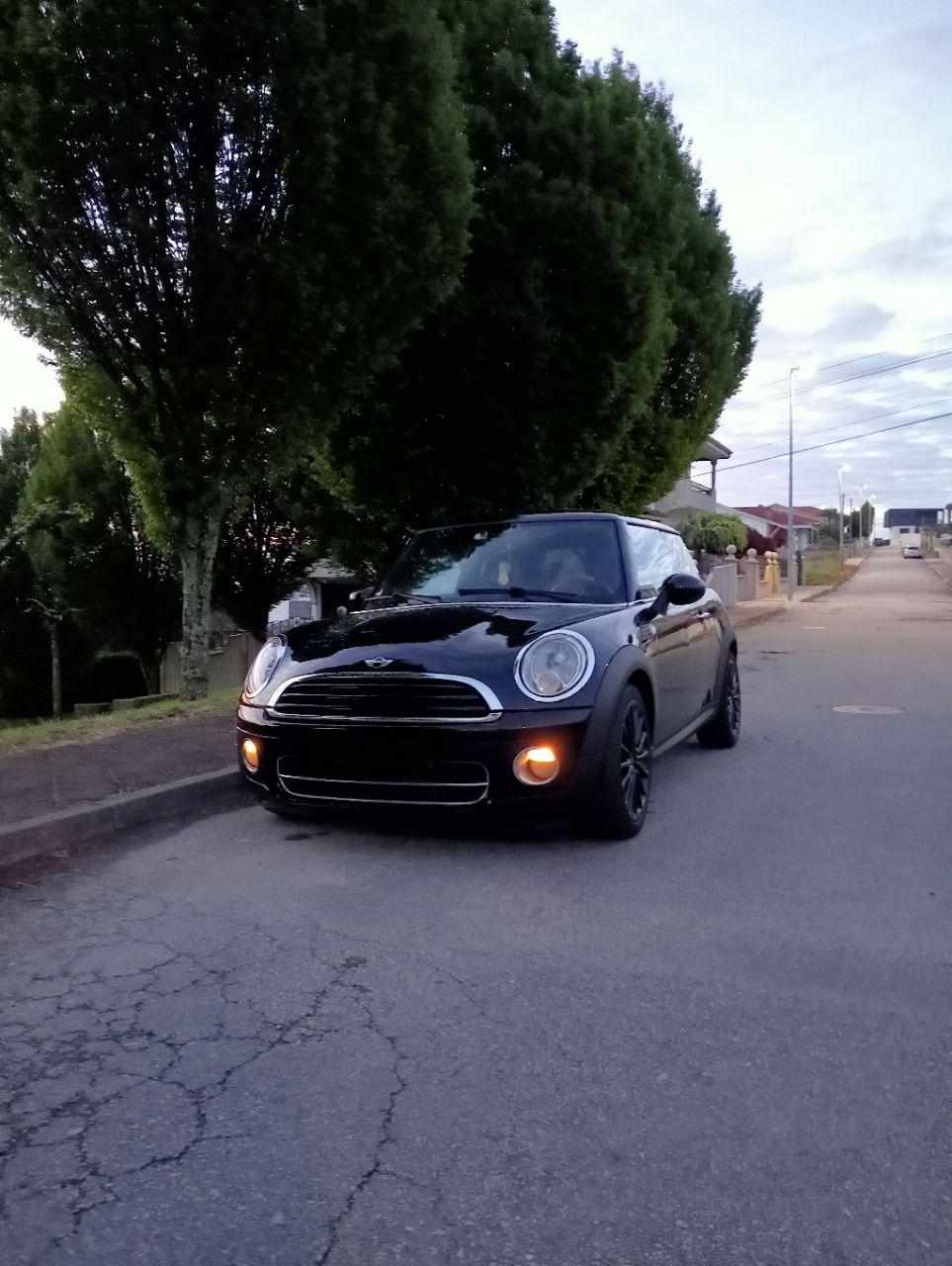 mini-hatch-d-2-0-2010-diesel-1560cc