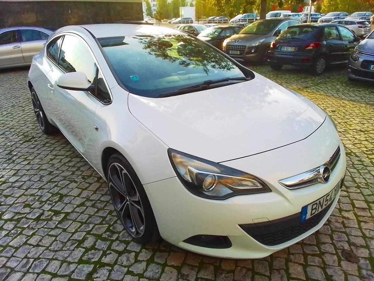 opel-astra-gtc-2013-gasolina-1362cc