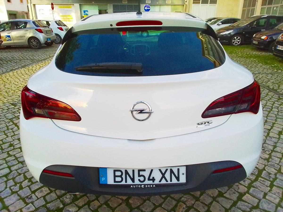opel-astra-gtc-2013-gasolina-1362cc