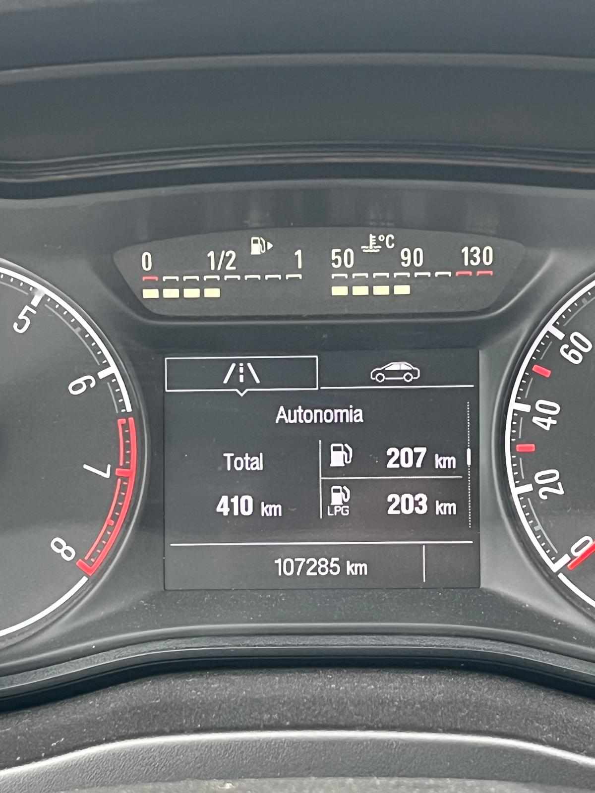 opel-corsa-1-4-ecoflex-gpl-2017-gpl-1364cc