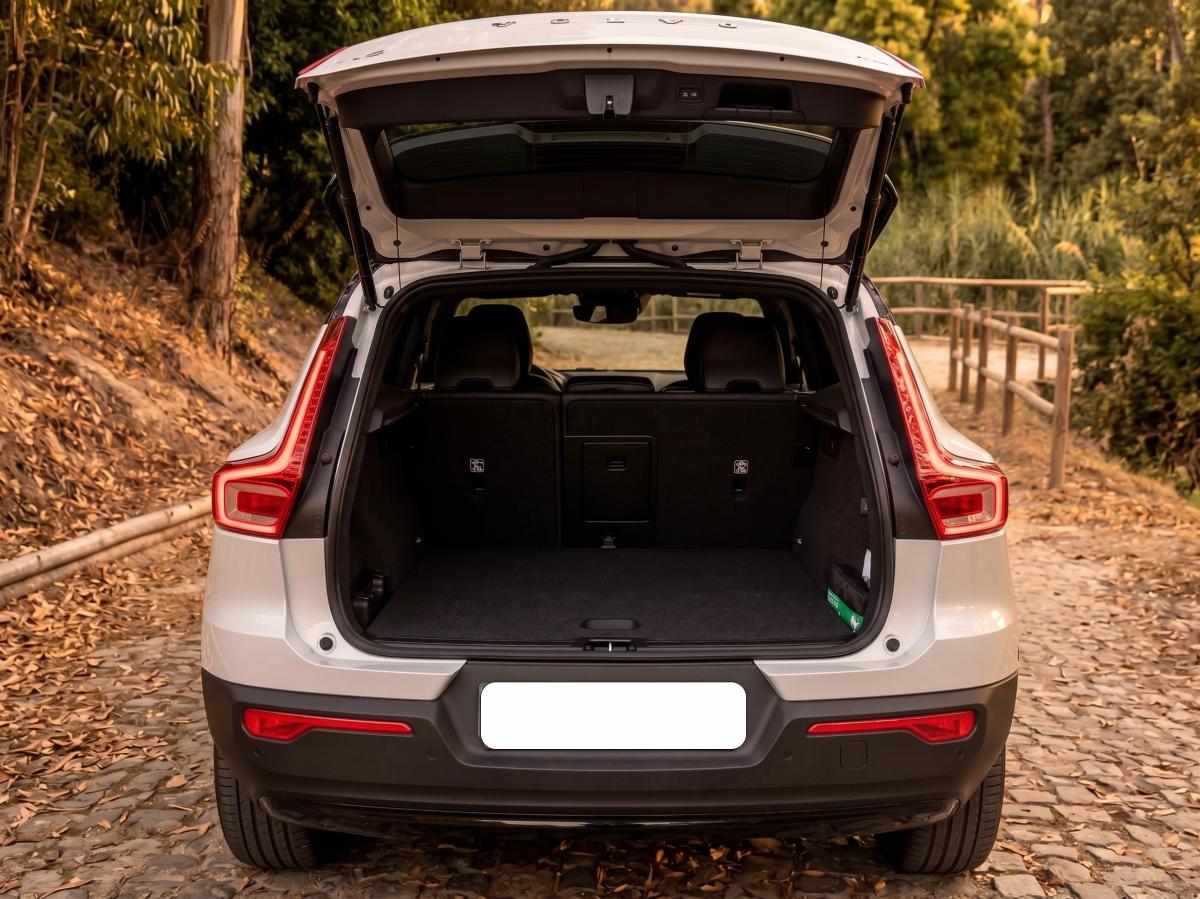 volvo-xc40-t5-twin-engine-recharge-2022-hibrido-plug-in-1477cc