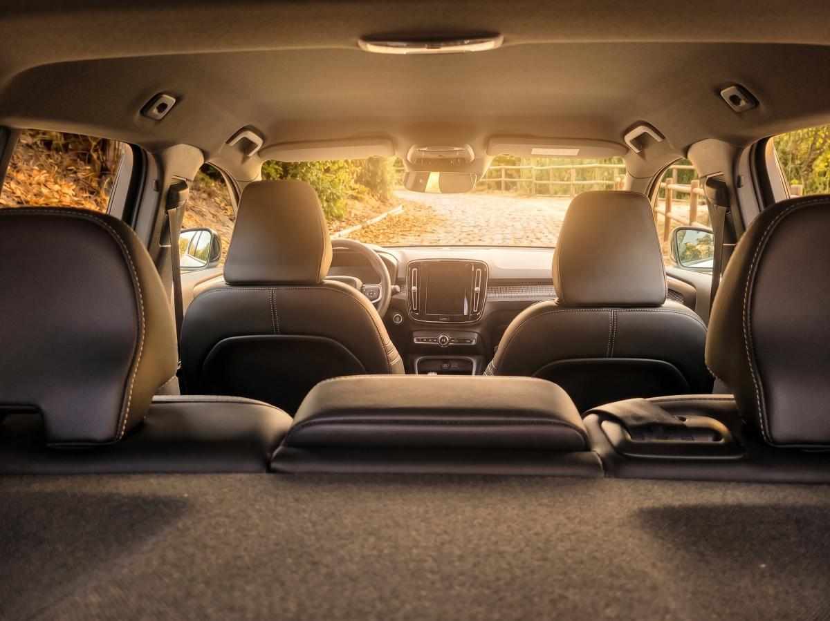 volvo-xc40-t5-twin-engine-recharge-2022-hibrido-plug-in-1477cc