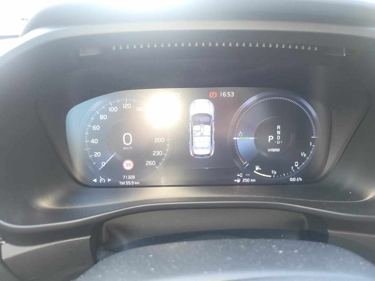 volvo-xc40-t5-twin-engine-recharge-2022-hibrido-plug-in-1477cc