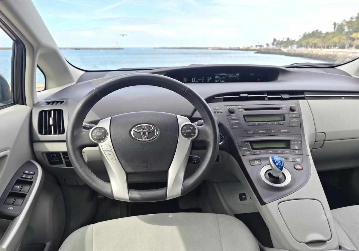 toyota-prius-1-8-vvt-i-2009-gasolina-1798cc
