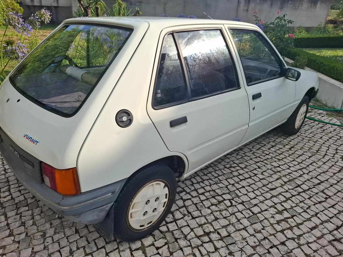 peugeot-205-1-0-44cv-1989-gasolina-954cc