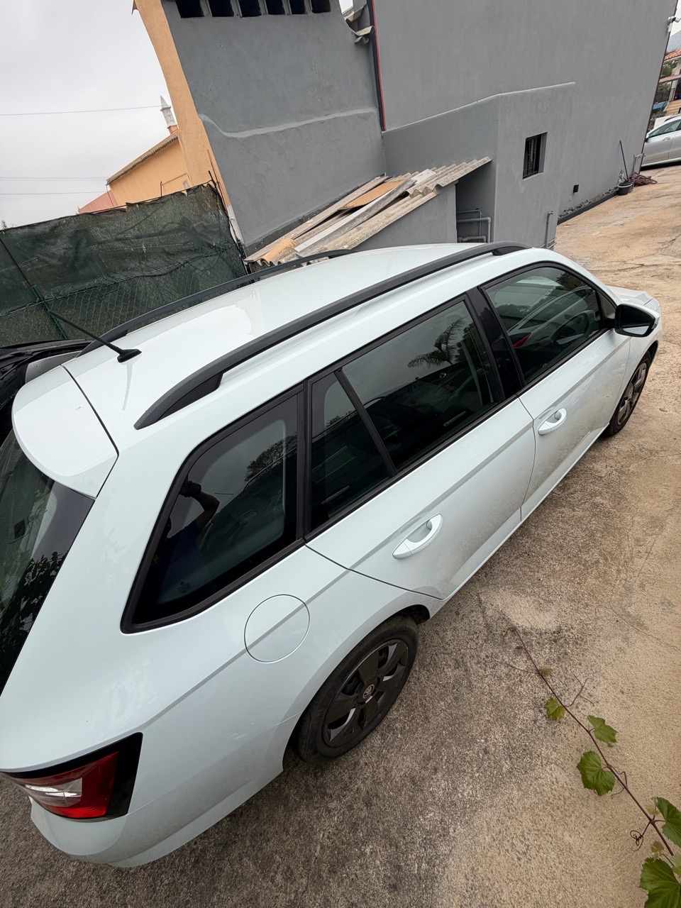 skoda-fabia-1-0-mpi-2015-gasolina-999cc