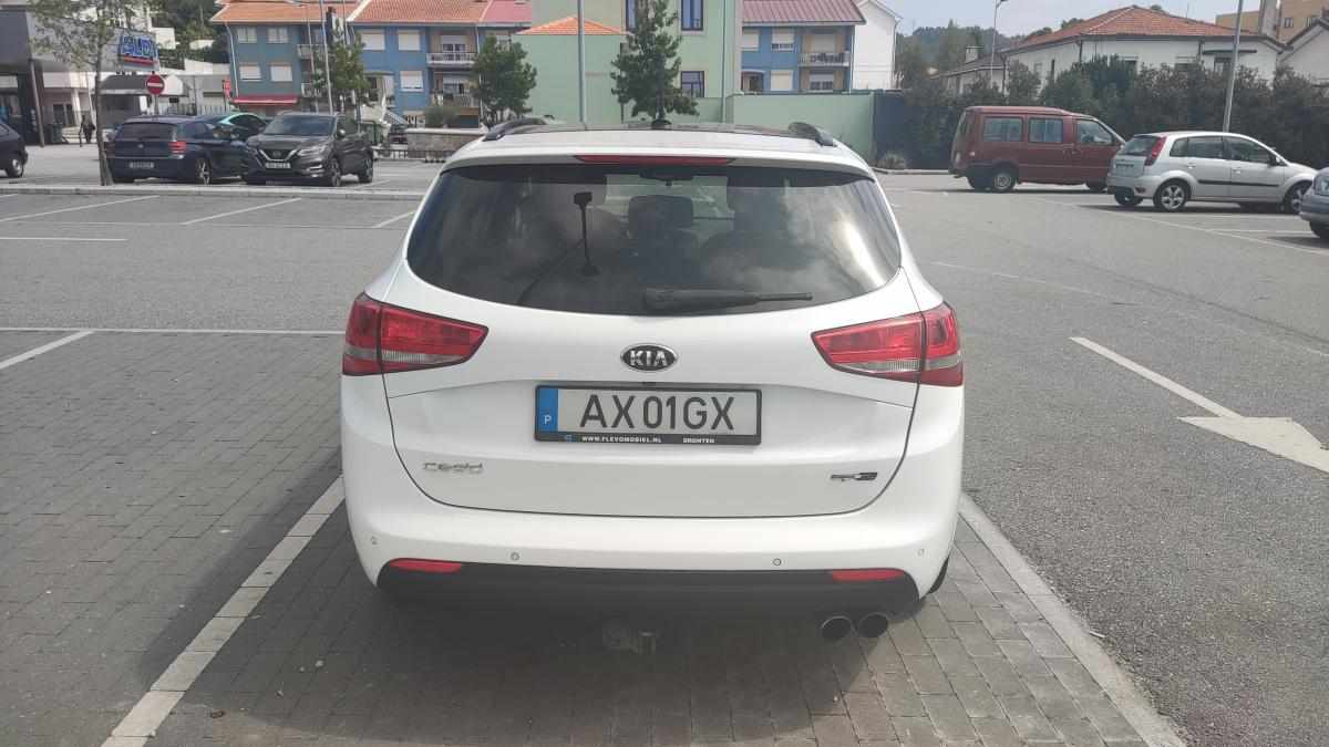 kia-ceed-1-6-crdi-2017-diesel-1582cc