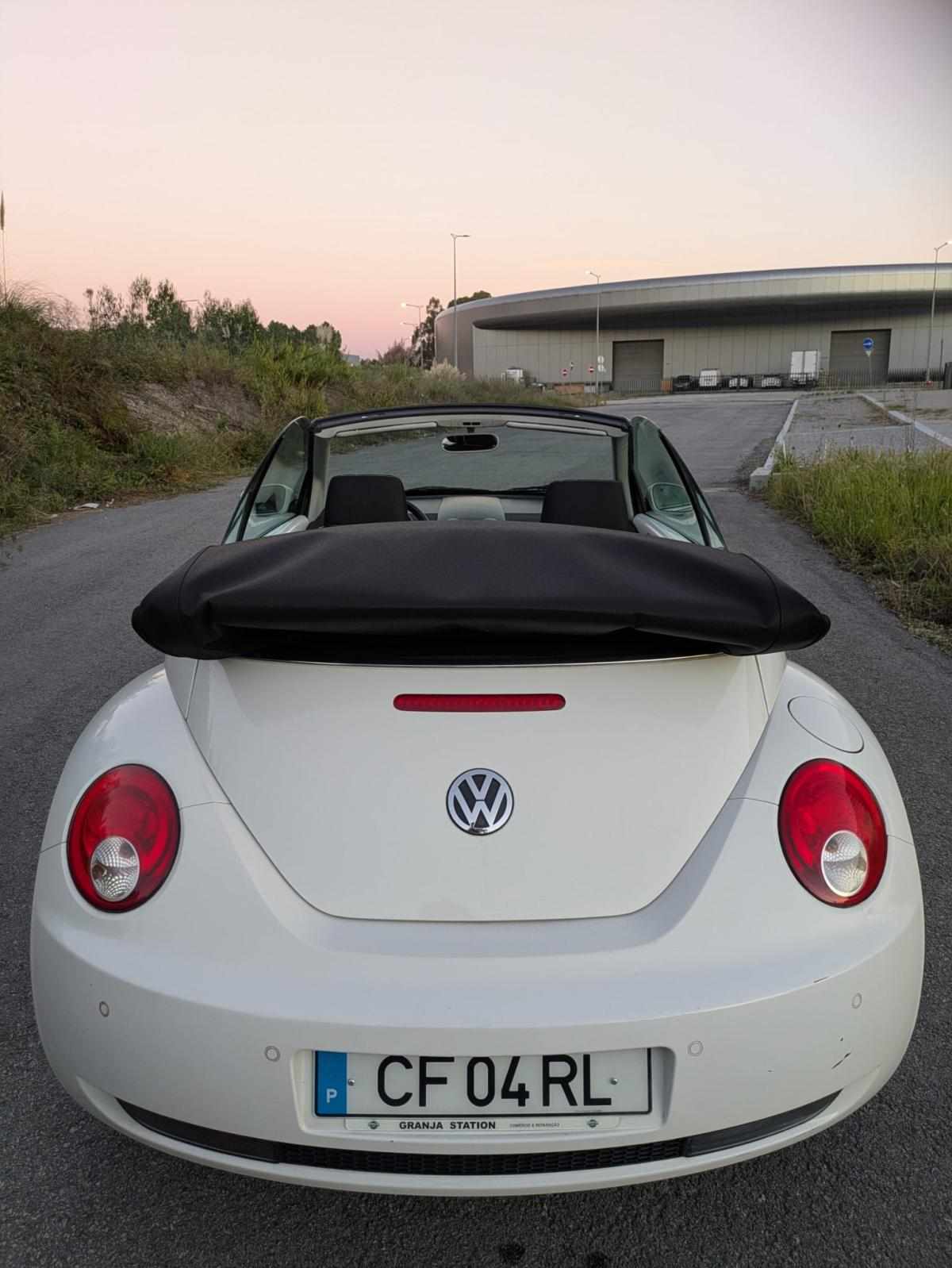 volkswagen-beetle-1-9-tdi-2010-diesel-1896cc