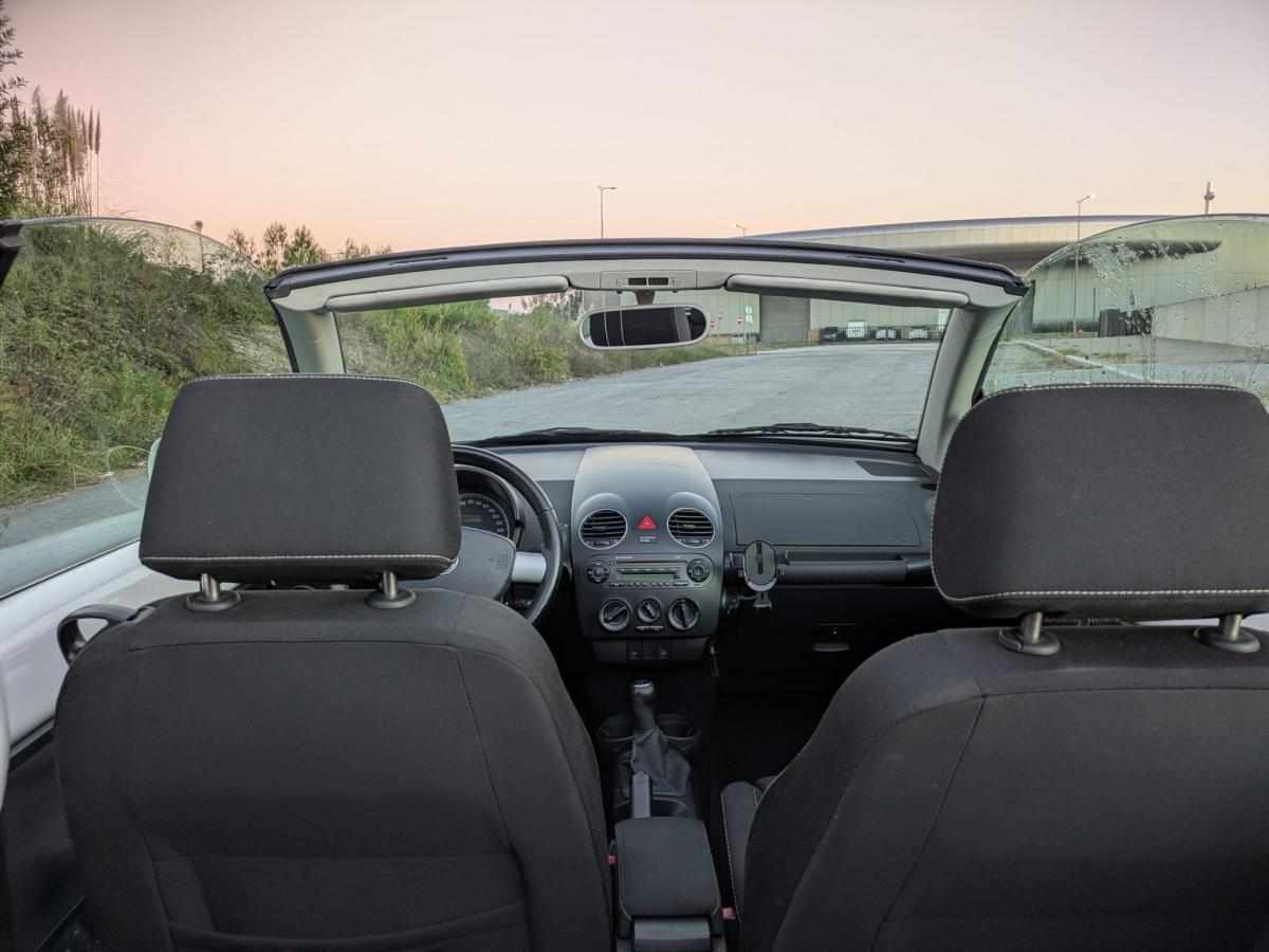 volkswagen-beetle-1-9-tdi-2010-diesel-1896cc
