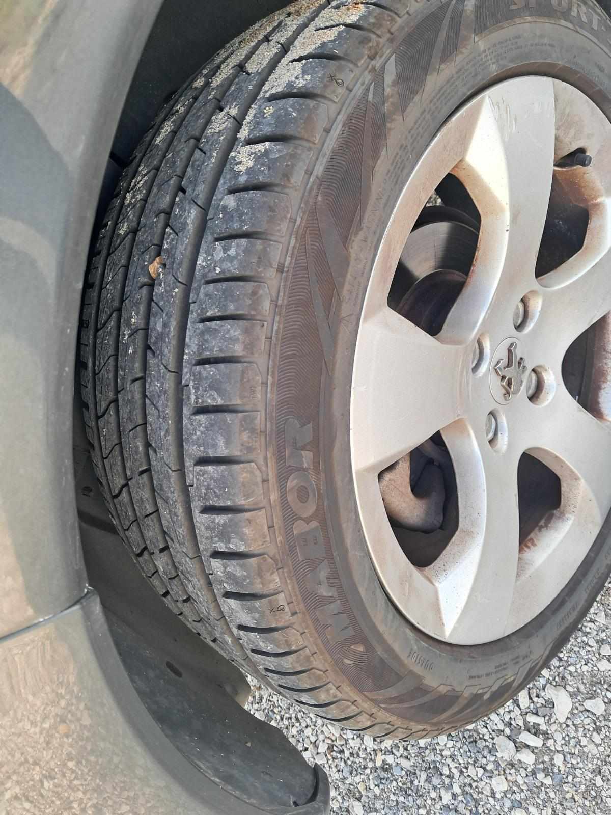peugeot-3008-1-6-e-hdi-fap-2011-diesel-1560cc