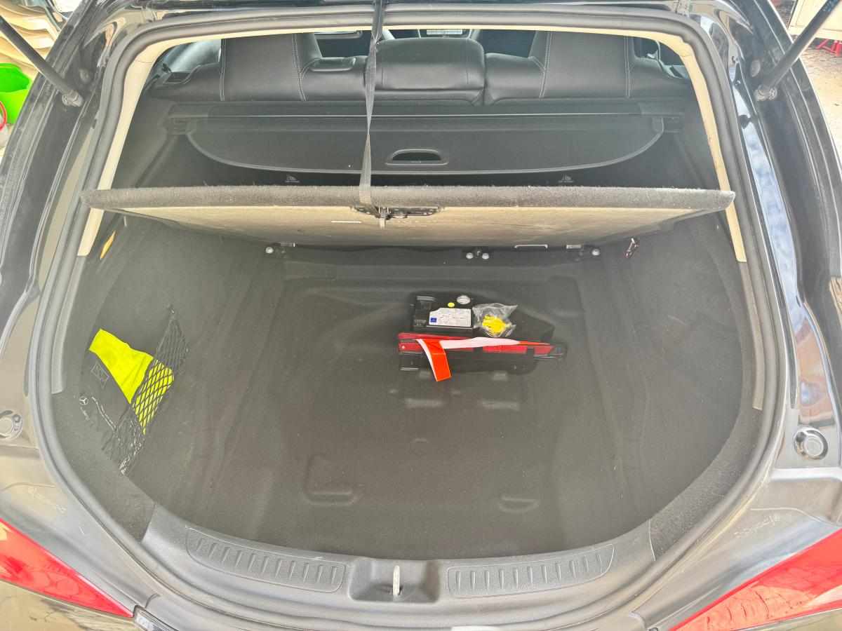 mercedes-benz-cla-180-d-blueefficiency-shooting-brake-2017-diesel-1461cc