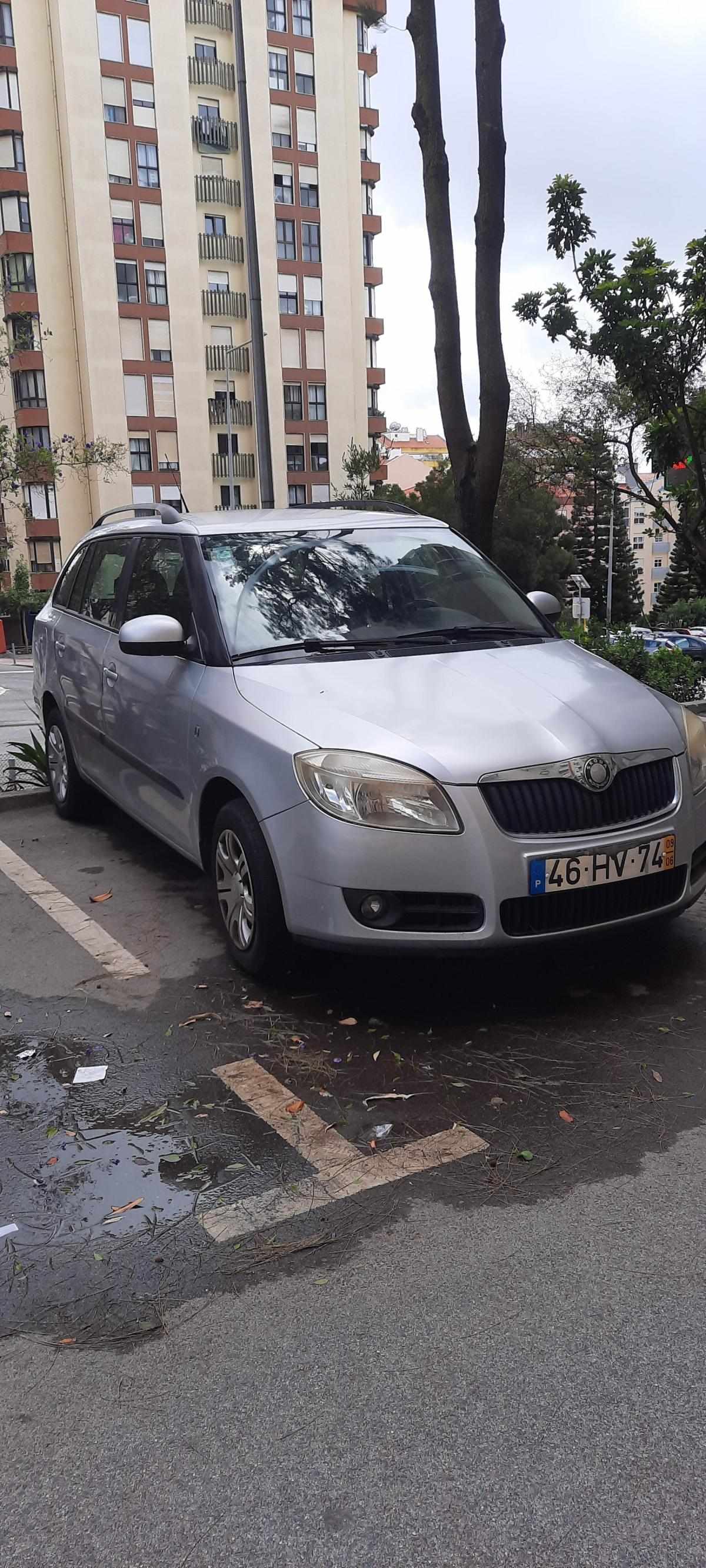 skoda-fabia-1-2-htp-2009-gasolina-1198cc
