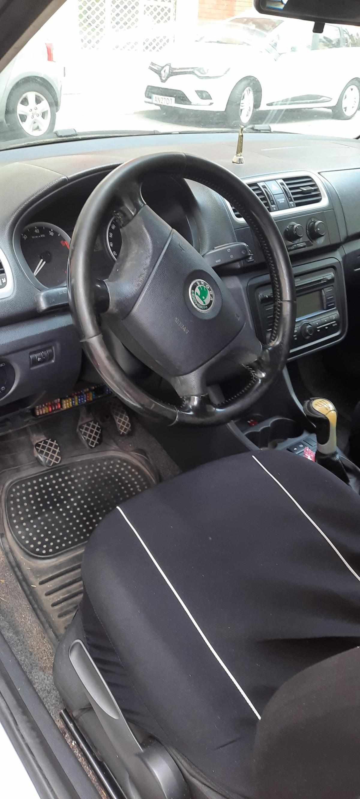 skoda-fabia-1-2-htp-2009-gasolina-1198cc