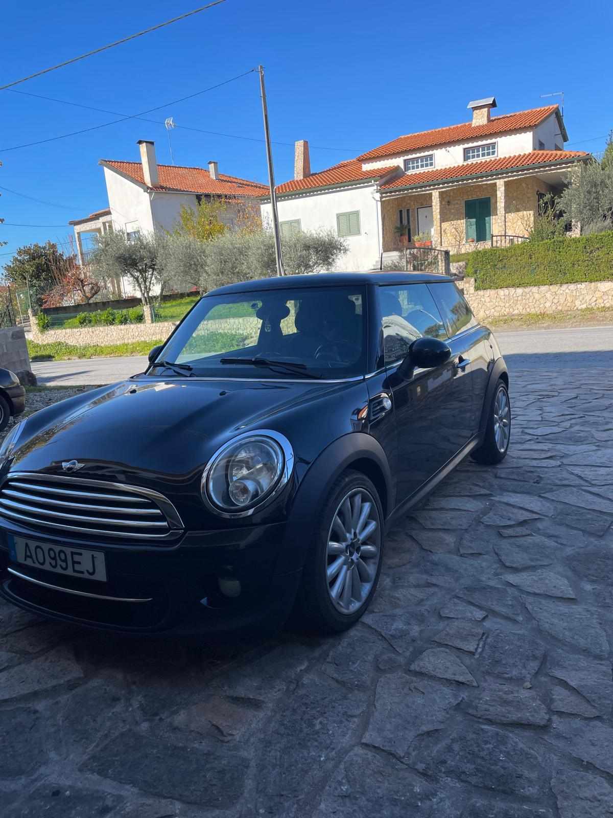 mini-hatch-d-2-0-2011-diesel-1598cc