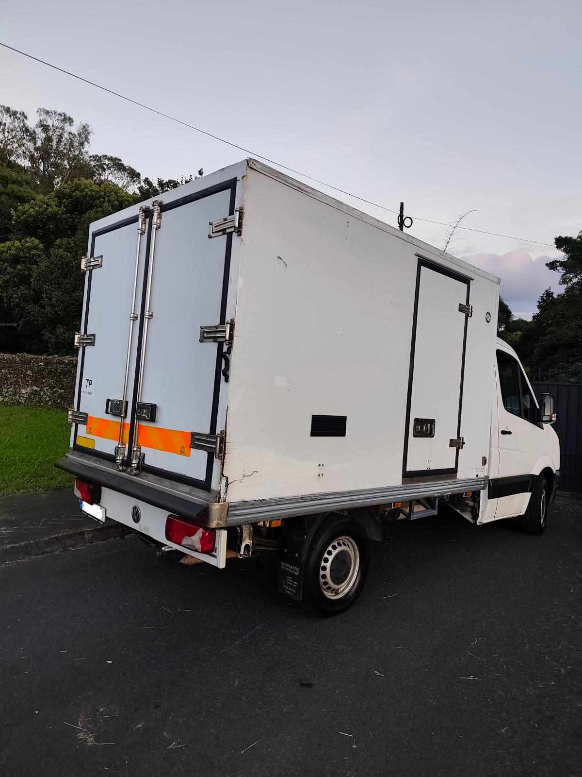 volkswagen-crafter-2-0-136cv-2013-diesel-1968cc