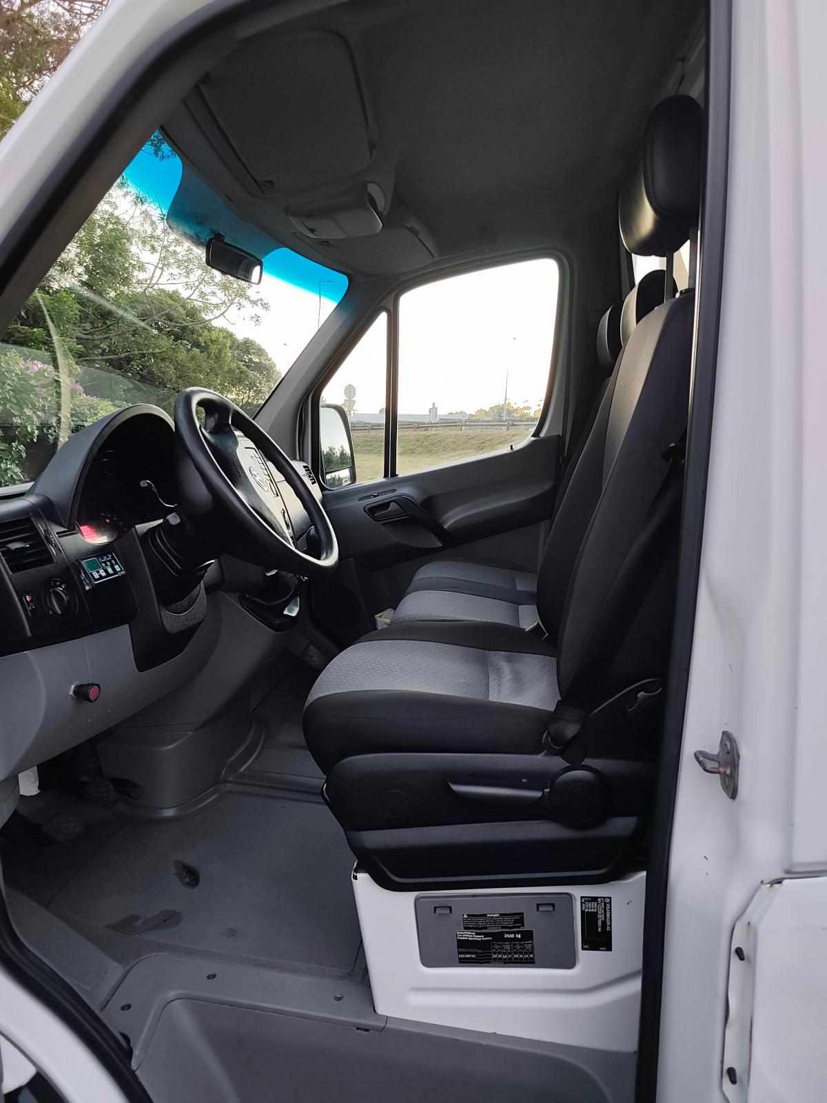 volkswagen-crafter-2-0-136cv-2013-diesel-1968cc