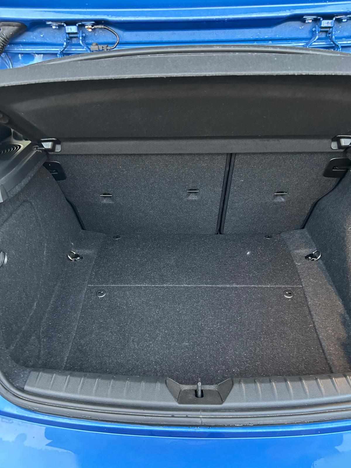 bmw-serie-1-116d-2019-diesel-1496cc