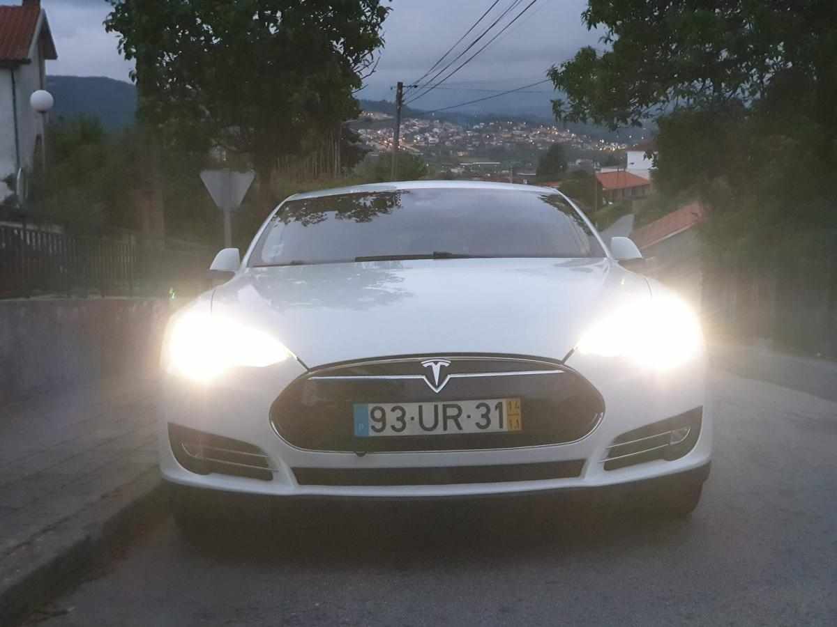 tesla-model-s-p85d-2014-eletrico