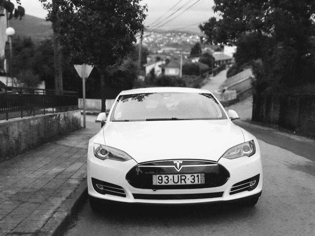 tesla-model-s-p85d-2014-eletrico