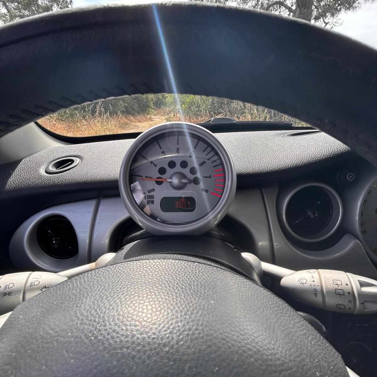 mini-hatch-1-6-2002-gasolina-1598cc