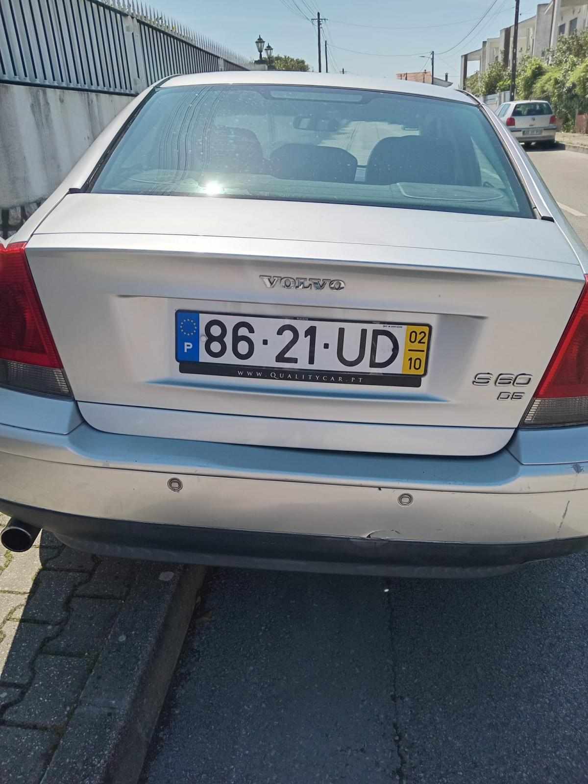 volvo-s60-2-4-d5-2002-diesel-2401cc