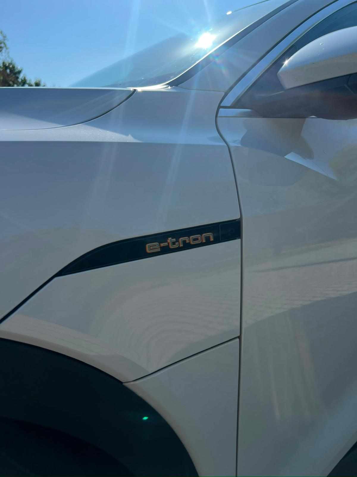 audi-e-tron-50-quattro-2020-eletrico