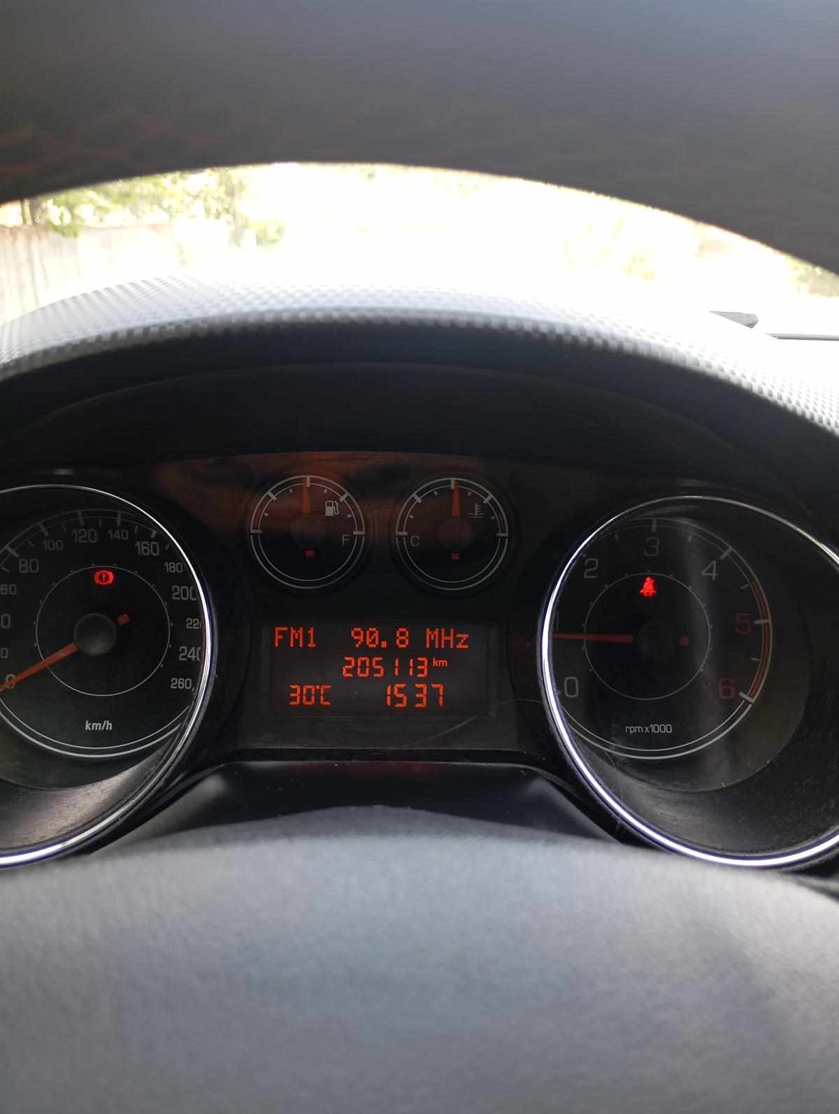 fiat-bravo-1-6-multijet-2010-diesel-1598cc