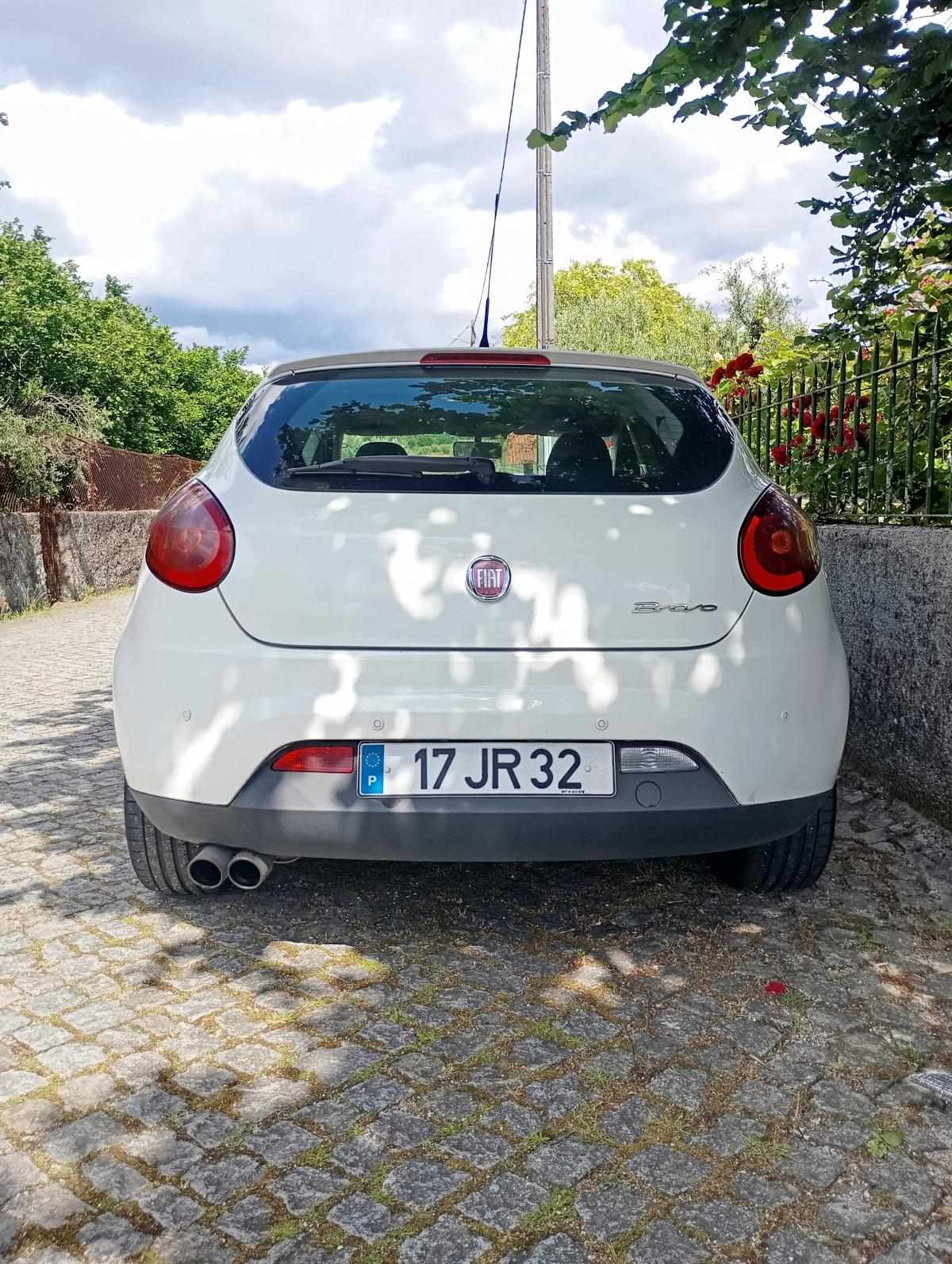 fiat-bravo-1-6-multijet-2010-diesel-1598cc